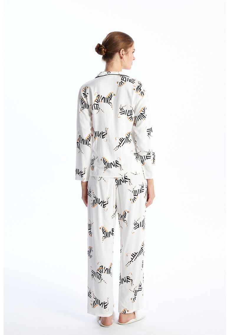 Pijama cu model zebra