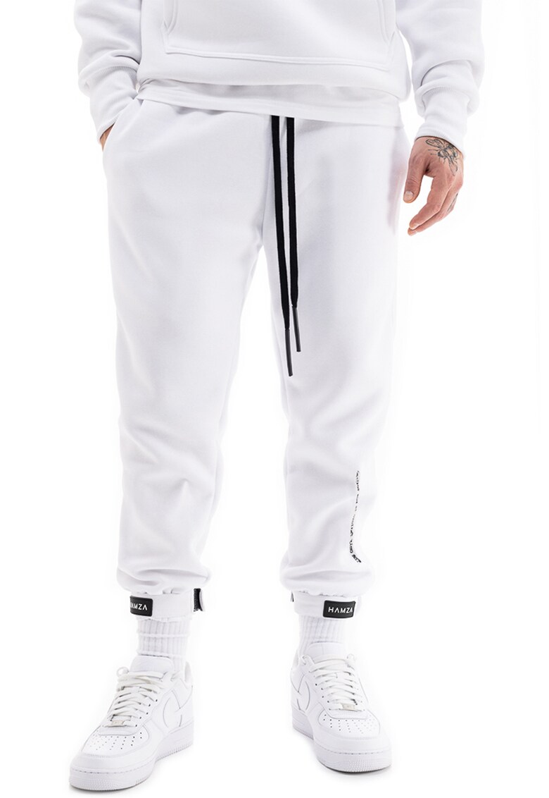 Pantaloni de trening cu snur succes