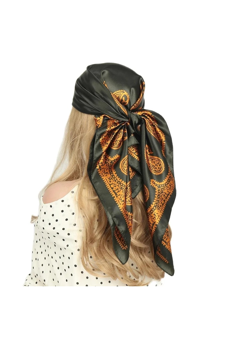 Esarfa verde inchis - patrata - cu imprimeu - Niccie C1