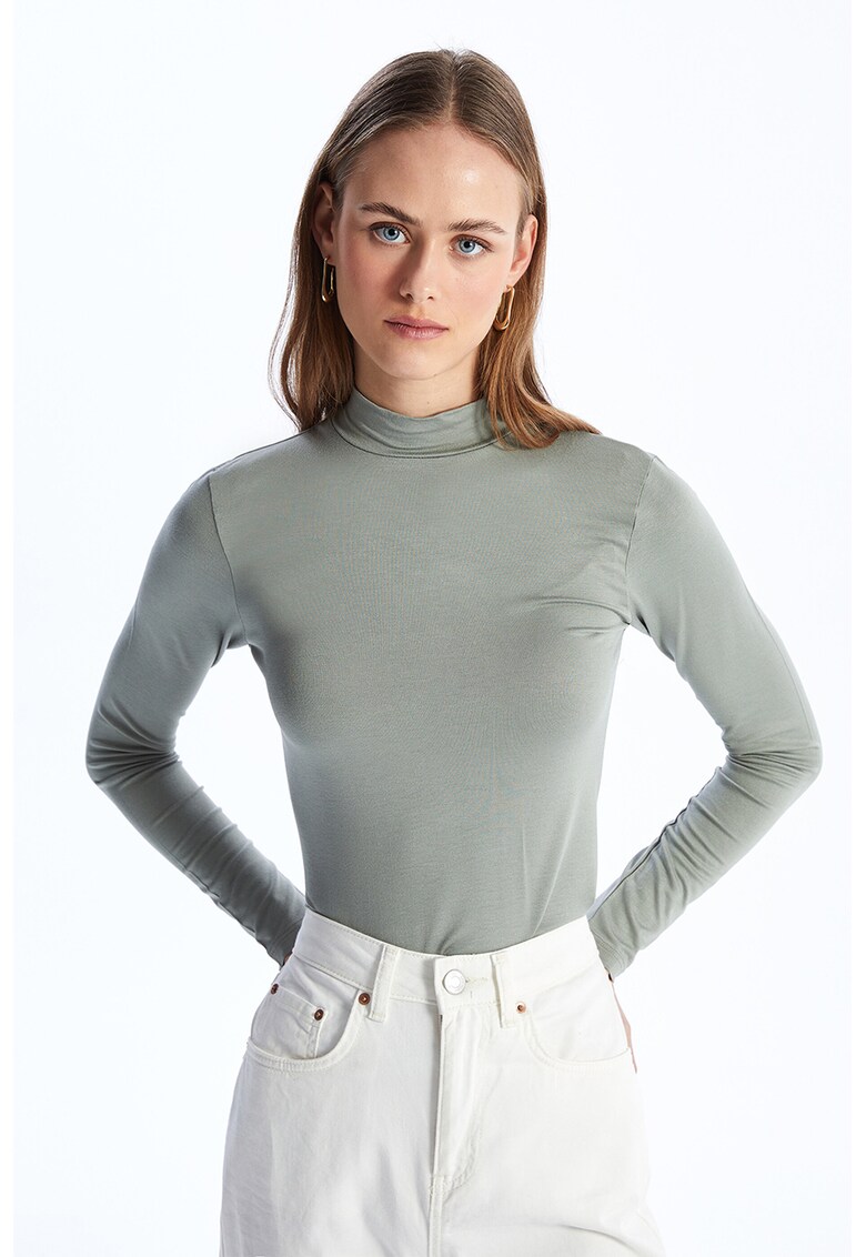 Bluza cu guler scurt