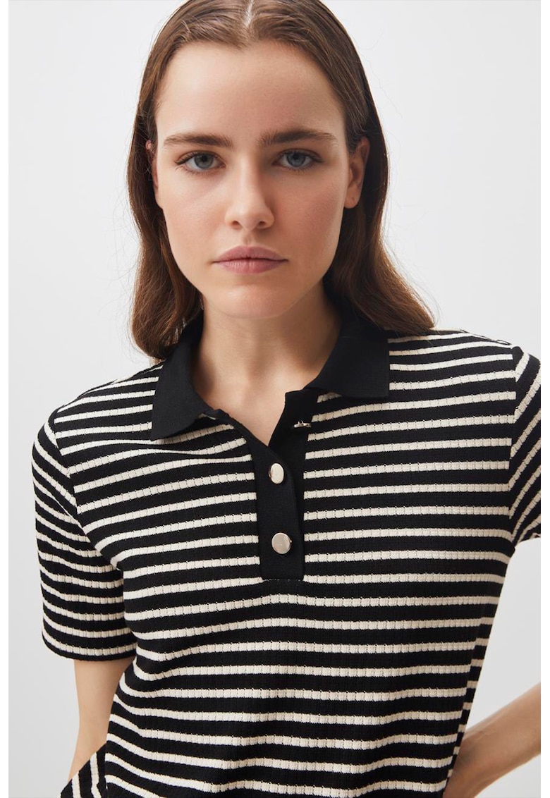 Tricou polo cu model in dungi
