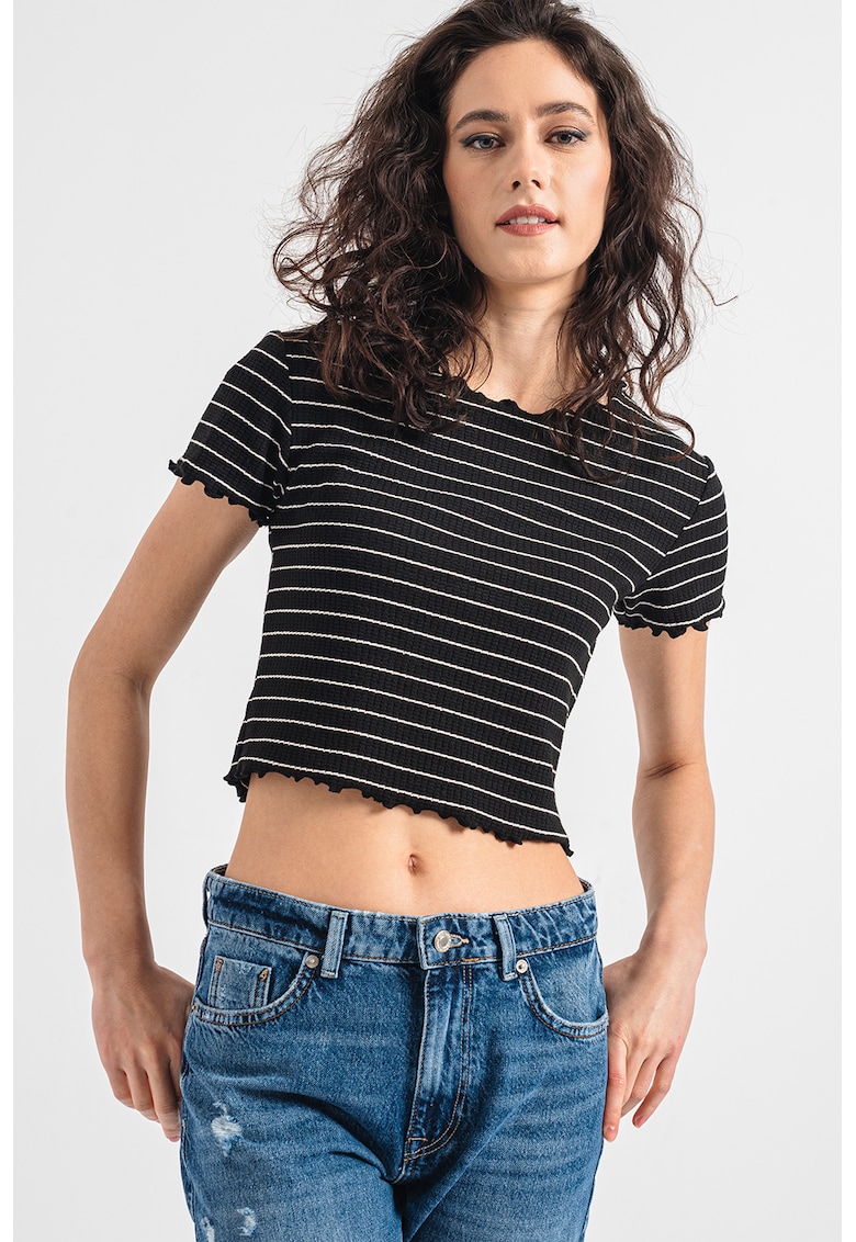 Tricou crop cu model in dungi