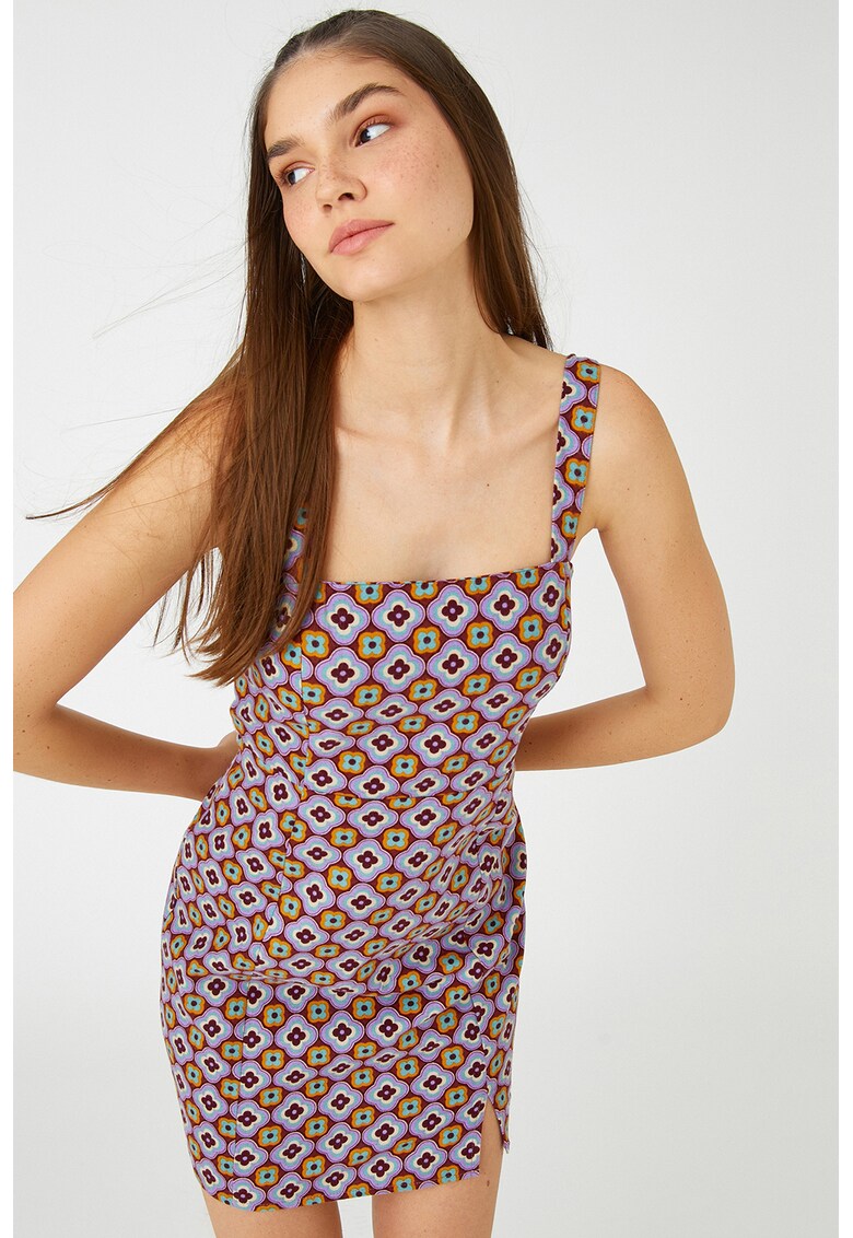 Rochie cu model si decolteu patrat