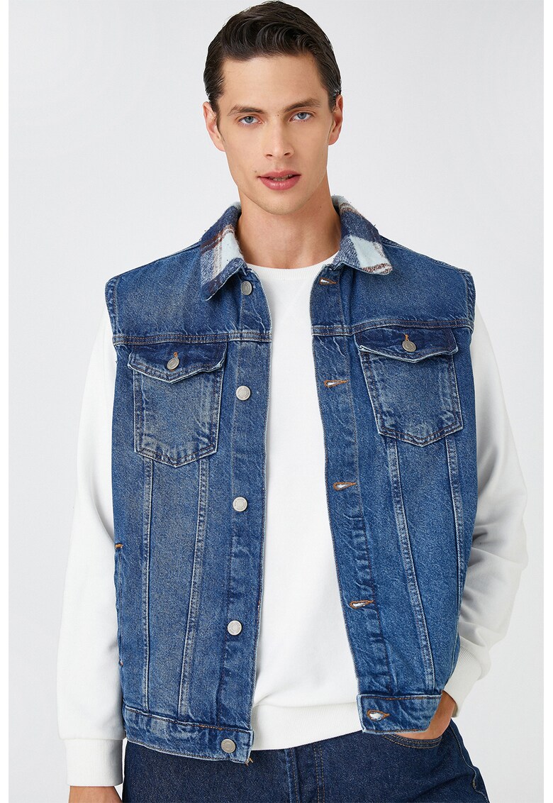 Vesta de denim cu aspect decolorat