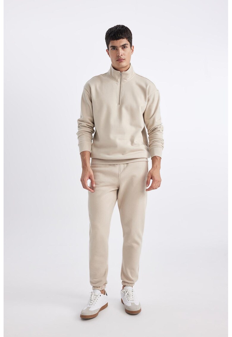 Pantaloni de trening cu talie ajustabila