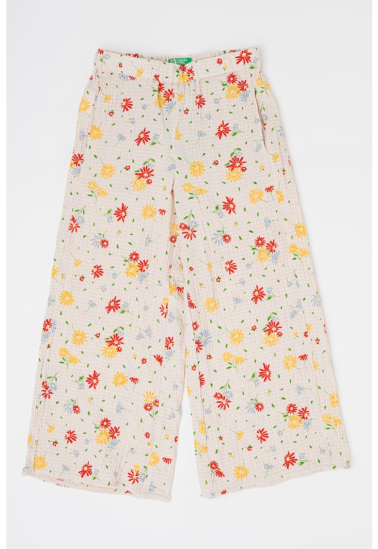 Pantaloni cu croiala ampla si imprimeu floral