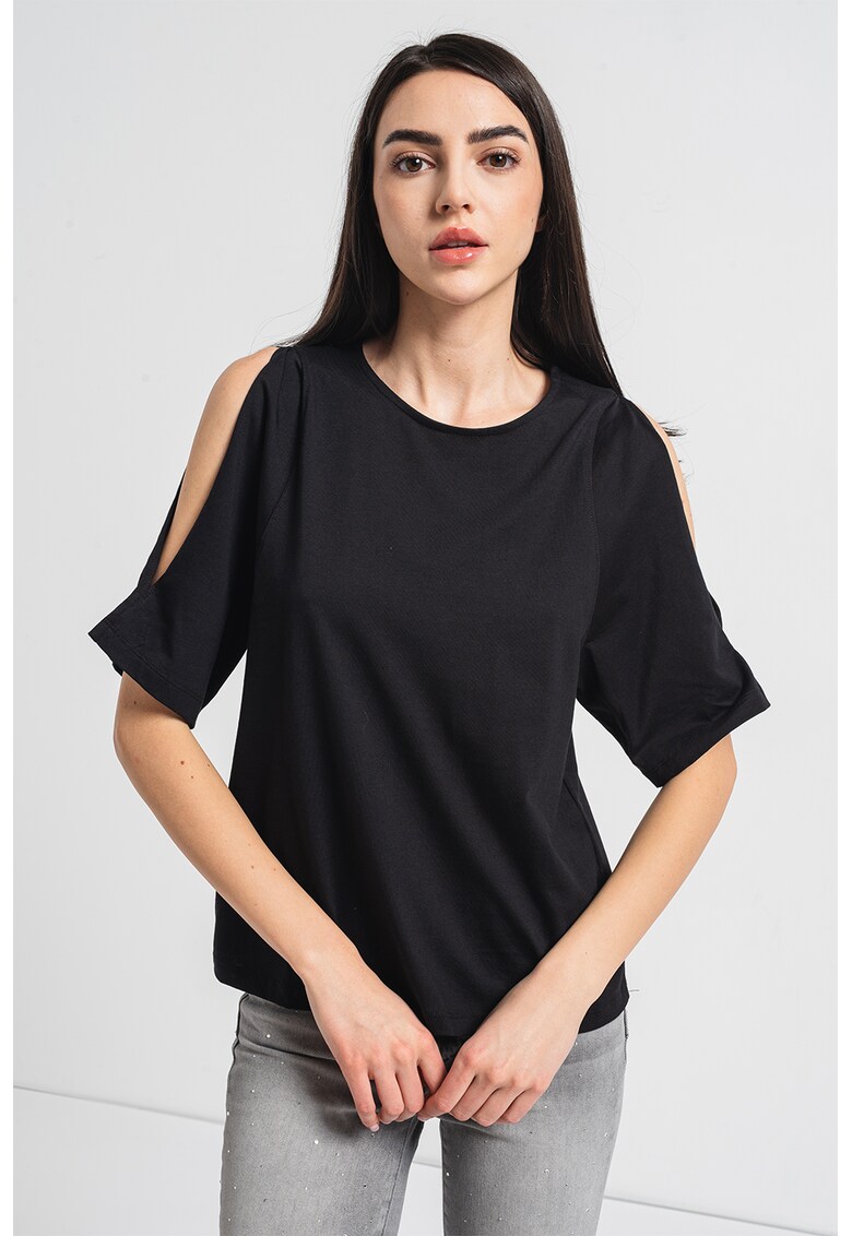 Tricou cu decupaje