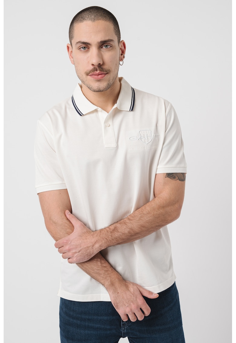 Tricou polo de bumbac cu logo brodat