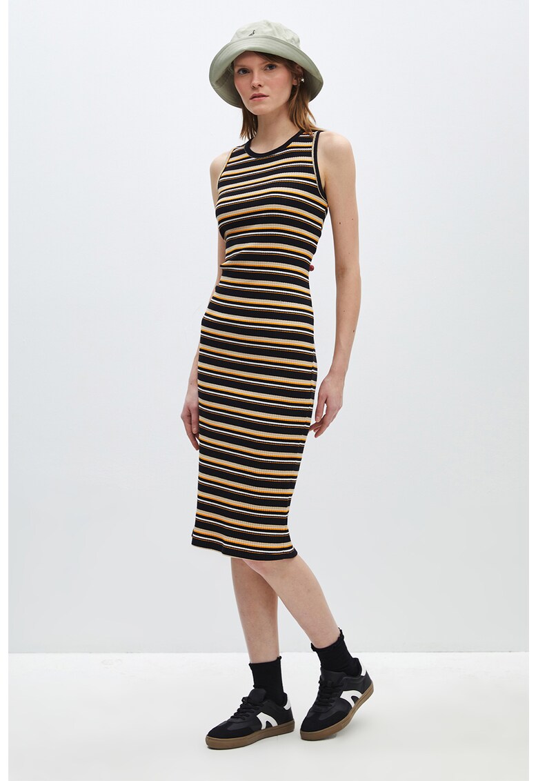Rochie cambrata in dungi