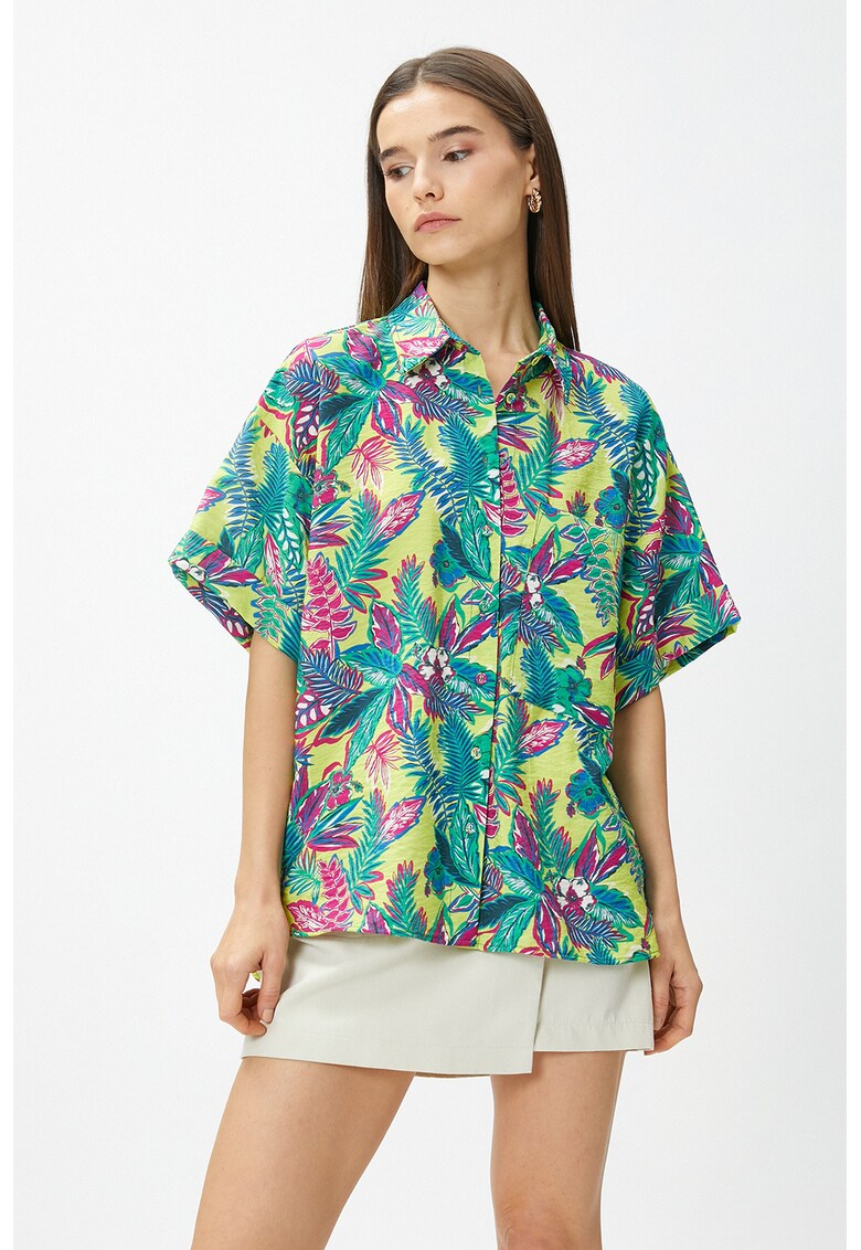 Риза с тропически принт
