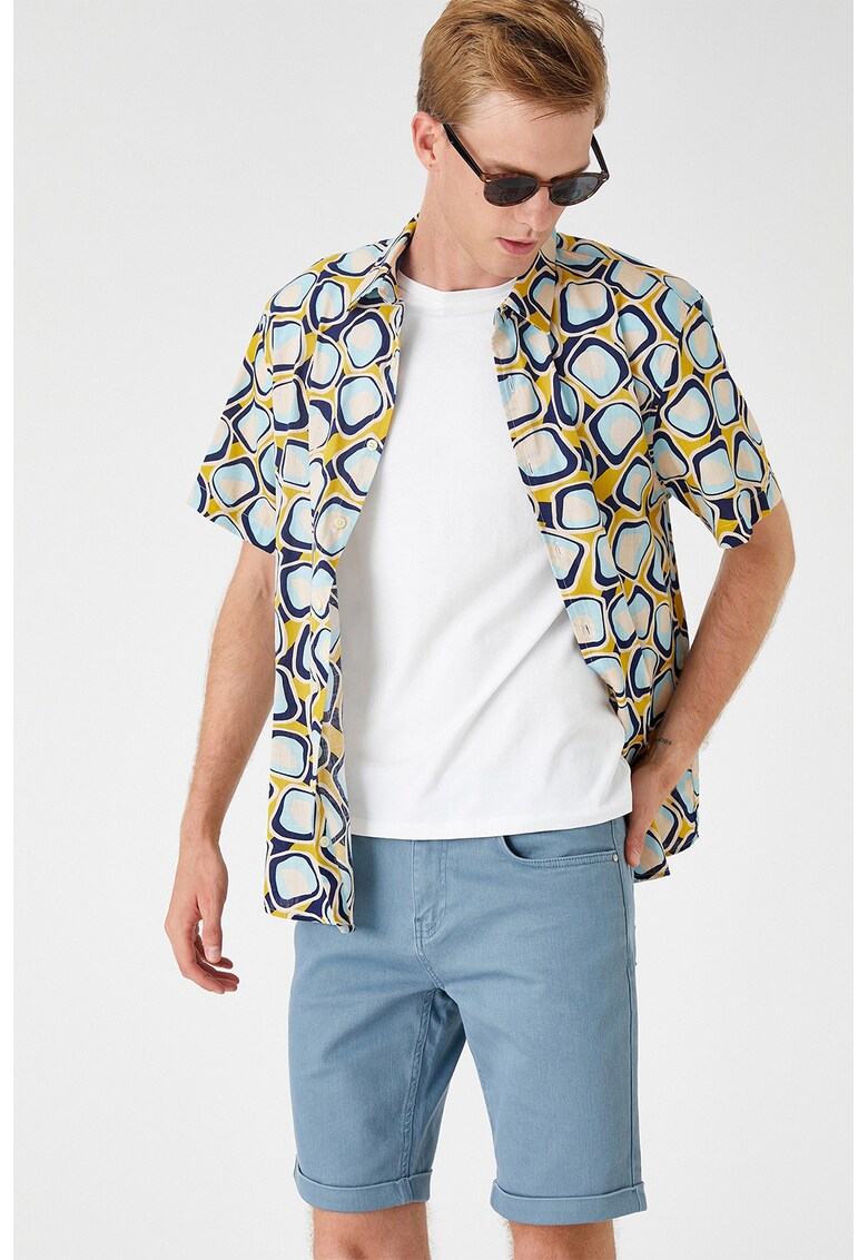 Pantaloni scurti cu 5 buzunare