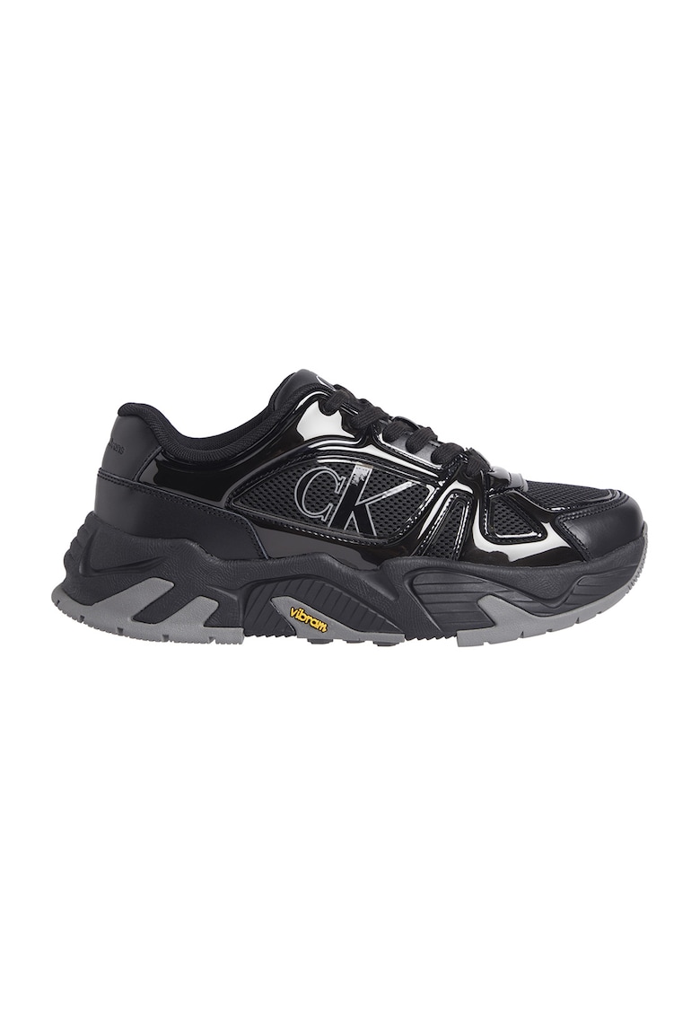 Pantofi sport cu insertii lacuite