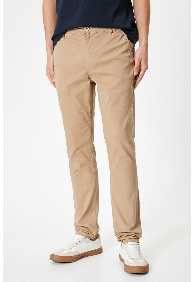 Pantaloni uni chino