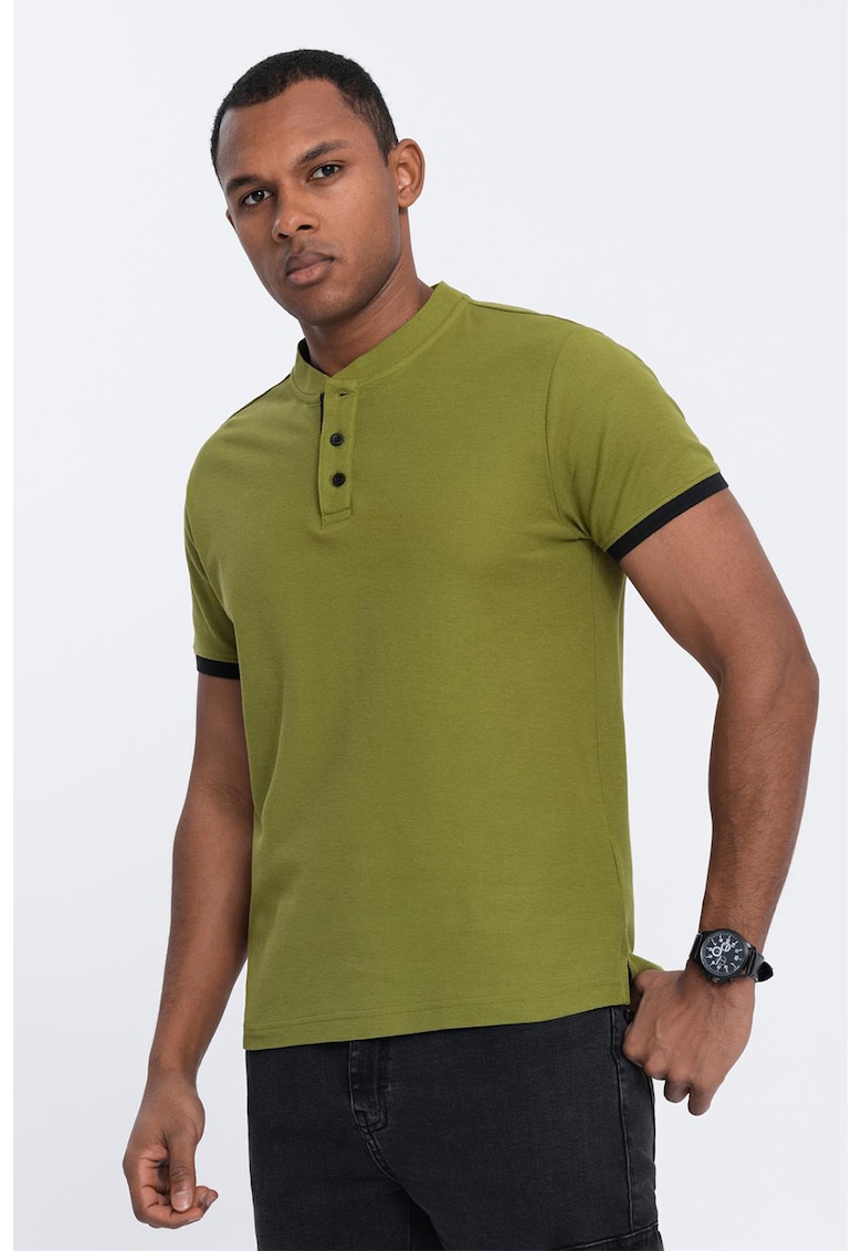 Tricou de bumbac cu fenta cu nasturi - Verde masliniu