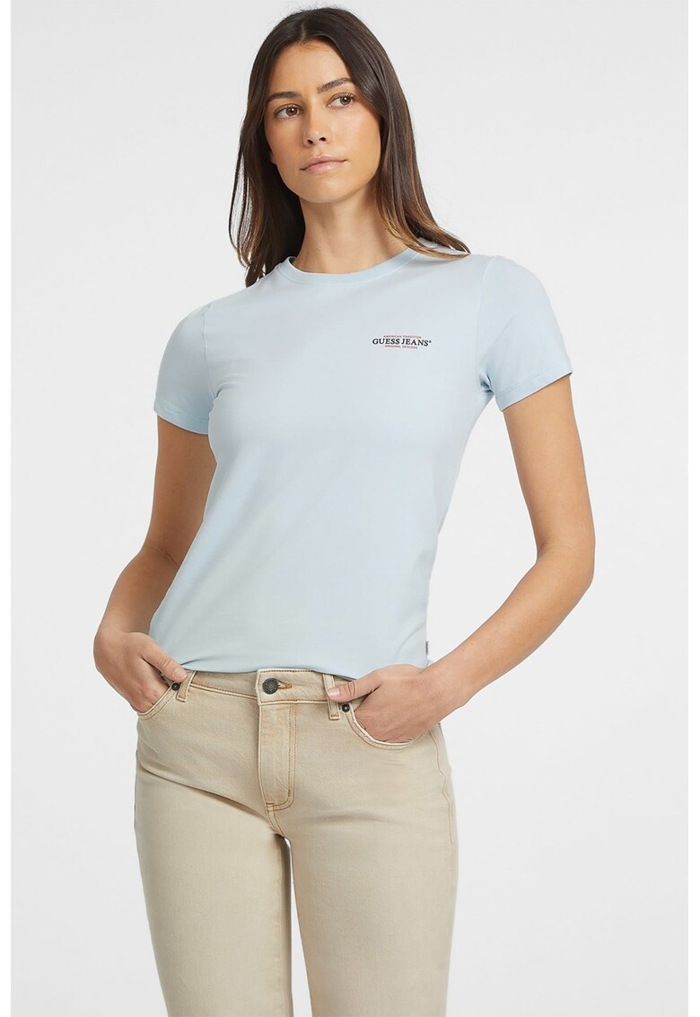 Tricou slim fit cu decolteu la baza gatului - Albastru deschis