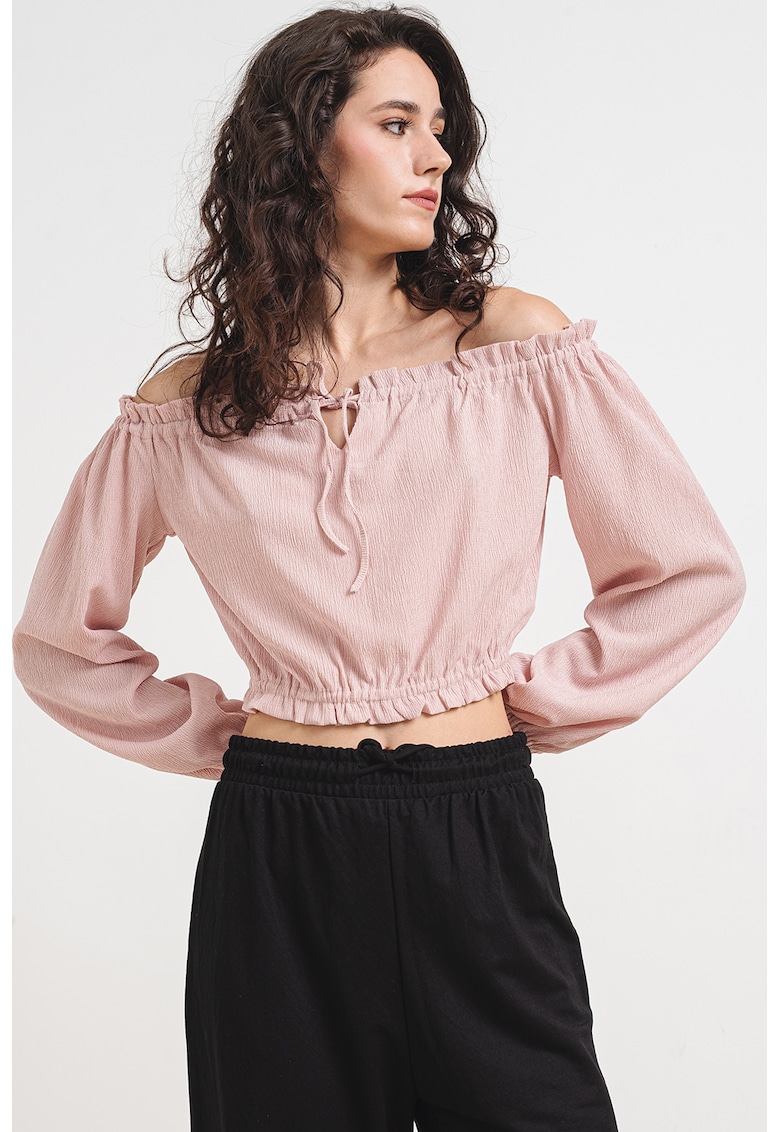 Bluza crop cu decupaj in V si decolteu pe umeri