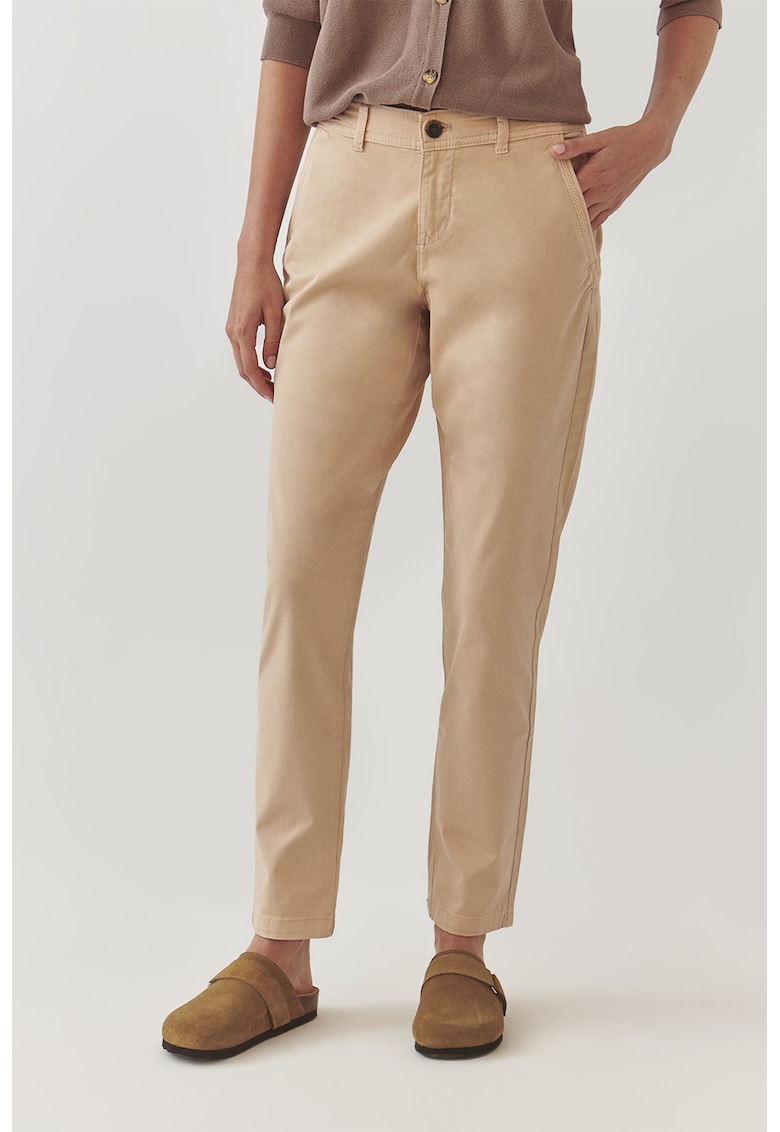Pantaloni chino conici