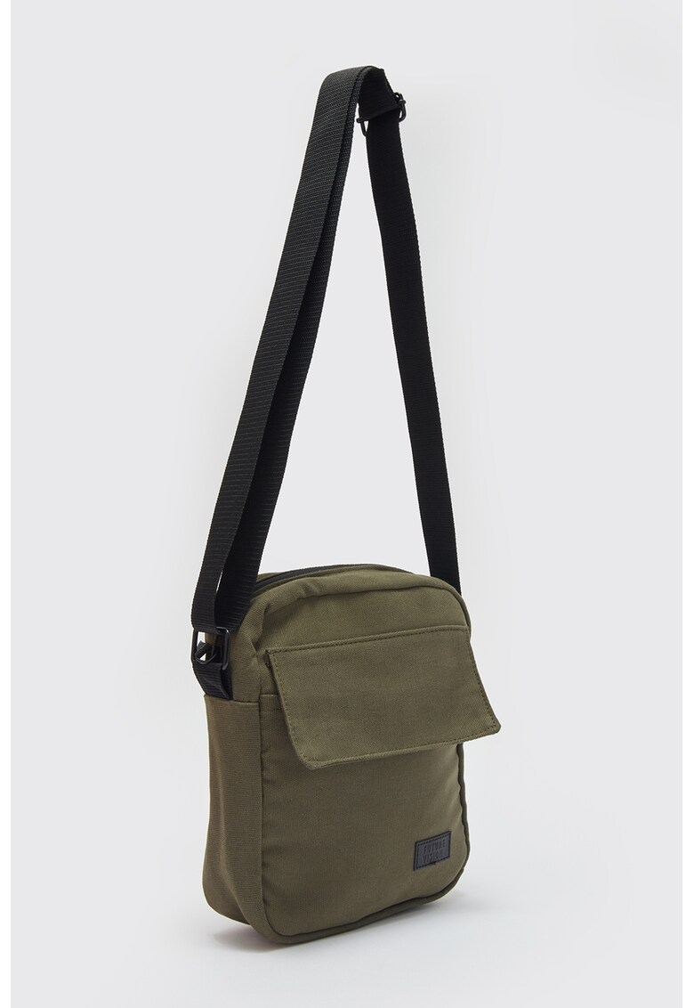 Geanta crossbody cu bareta ajustabila