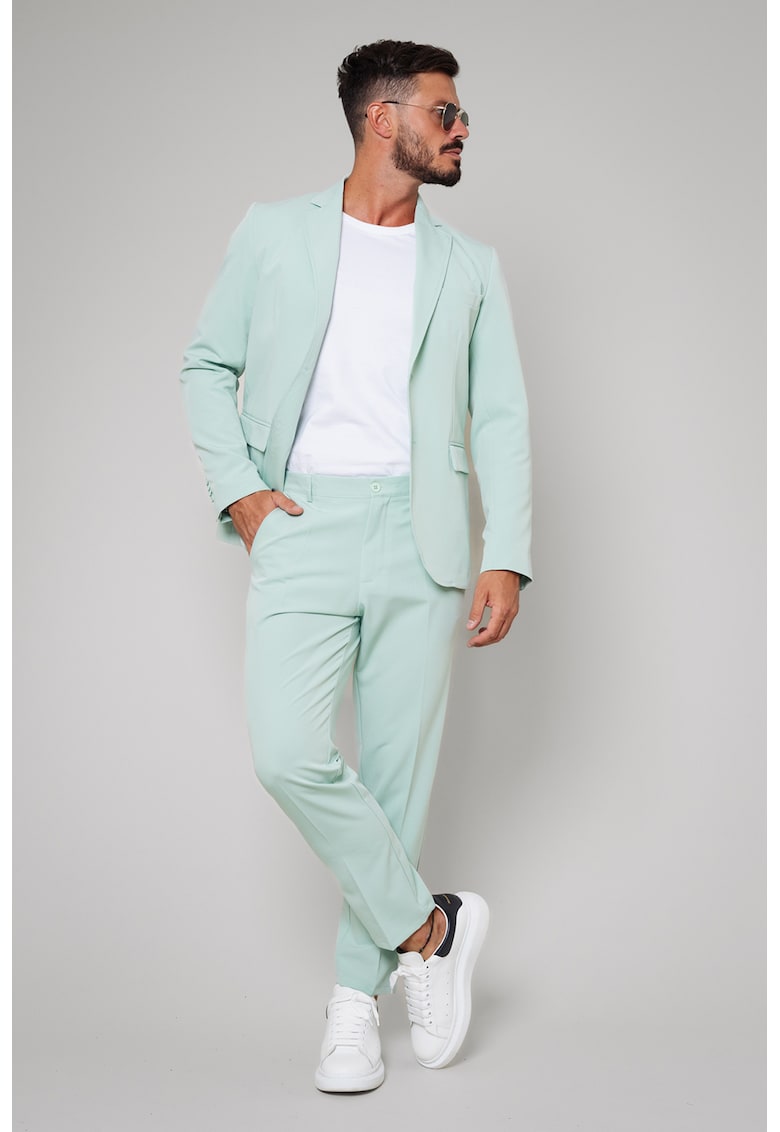 Costum cu pantaloni conici