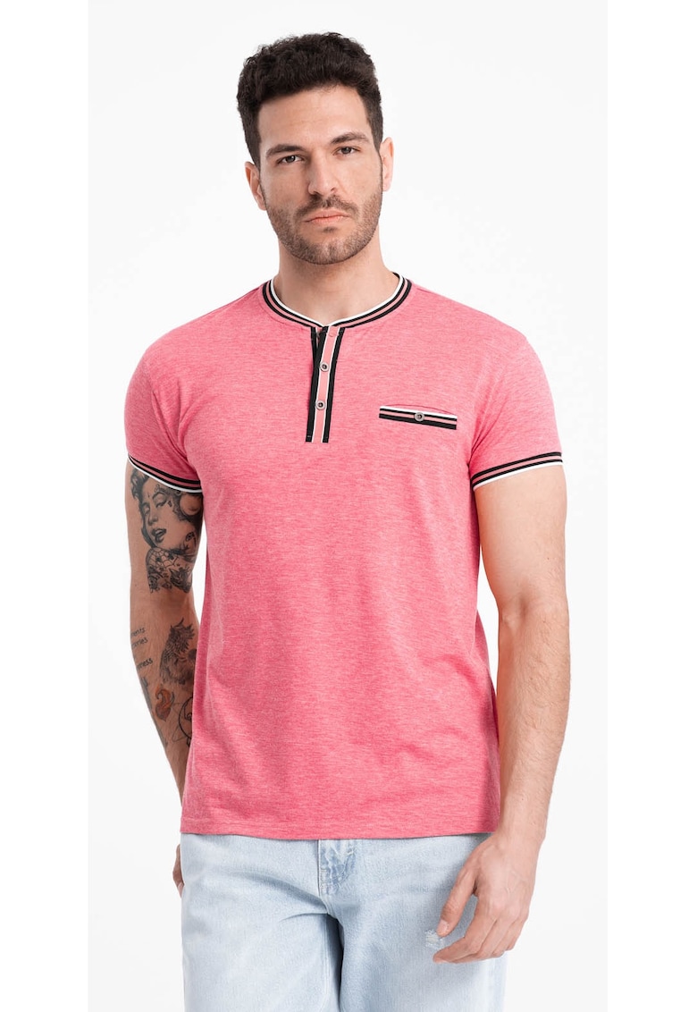 Tricou Henley cu accente in dungi