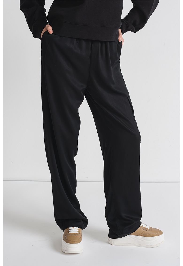 Pantaloni cargo cu croiala ampla