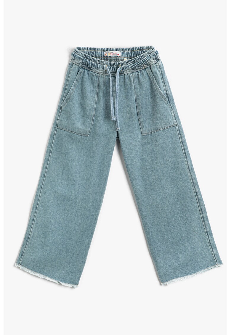 Pantaloni evazati cu talie inalta