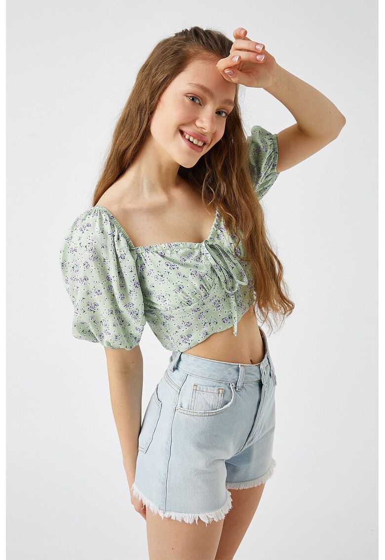 Bluza crop cu imprimeu si maneci bufante