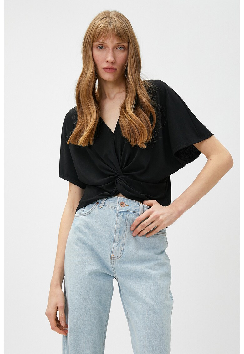 Bluza lejera cu nod frontal