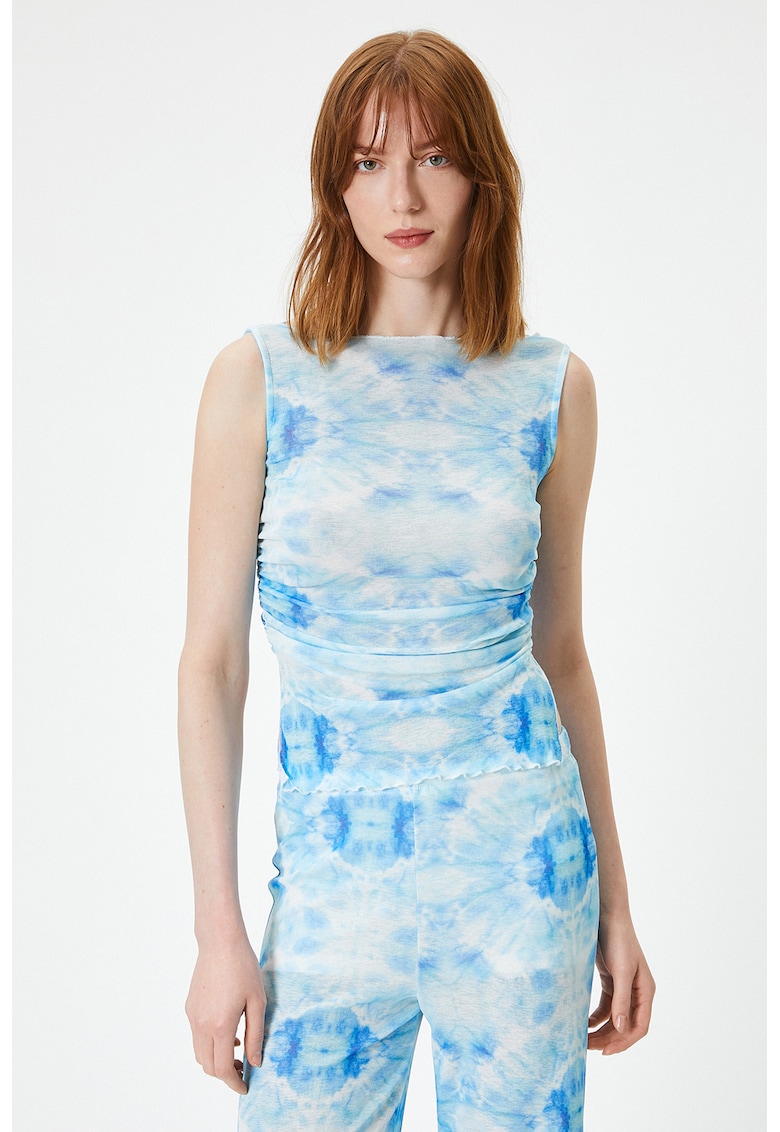 Top cu aspect tie-dye