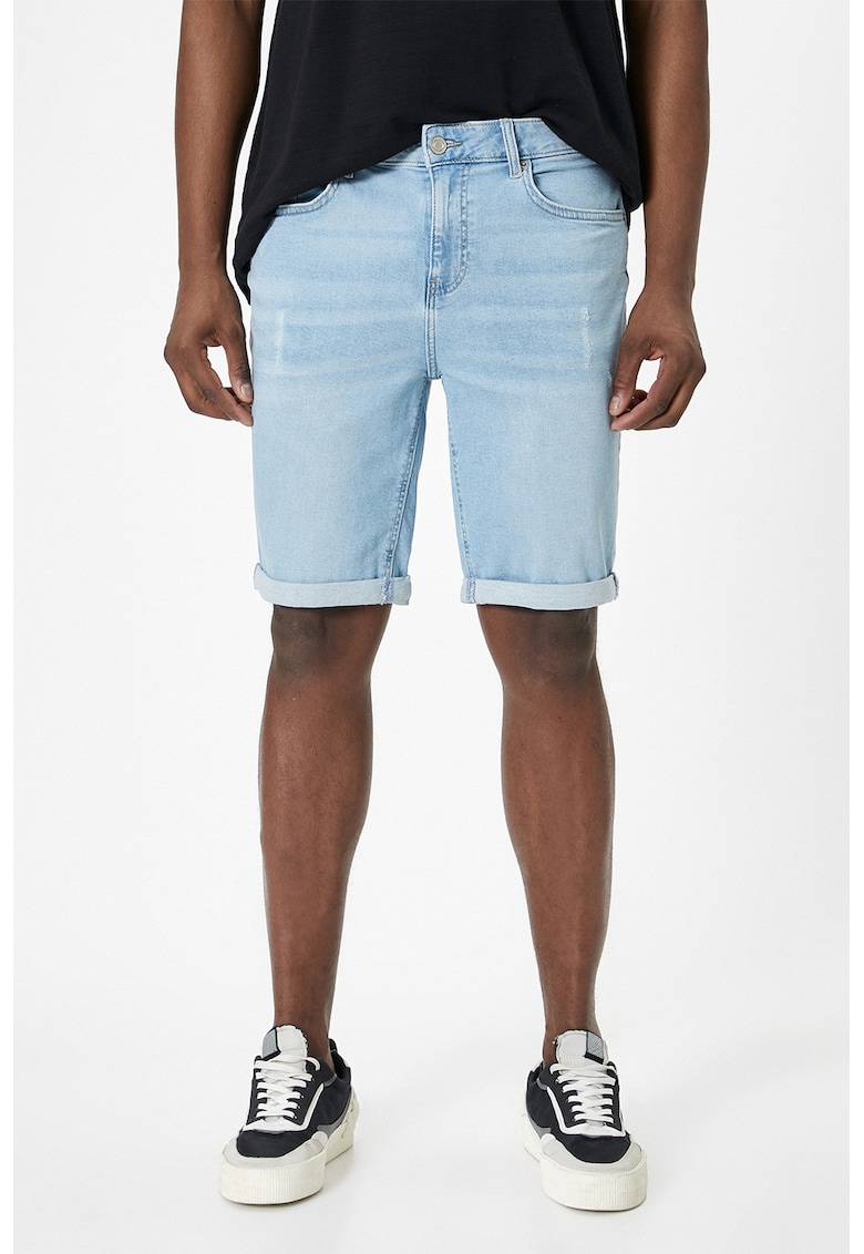 Blugi scurti slim fit