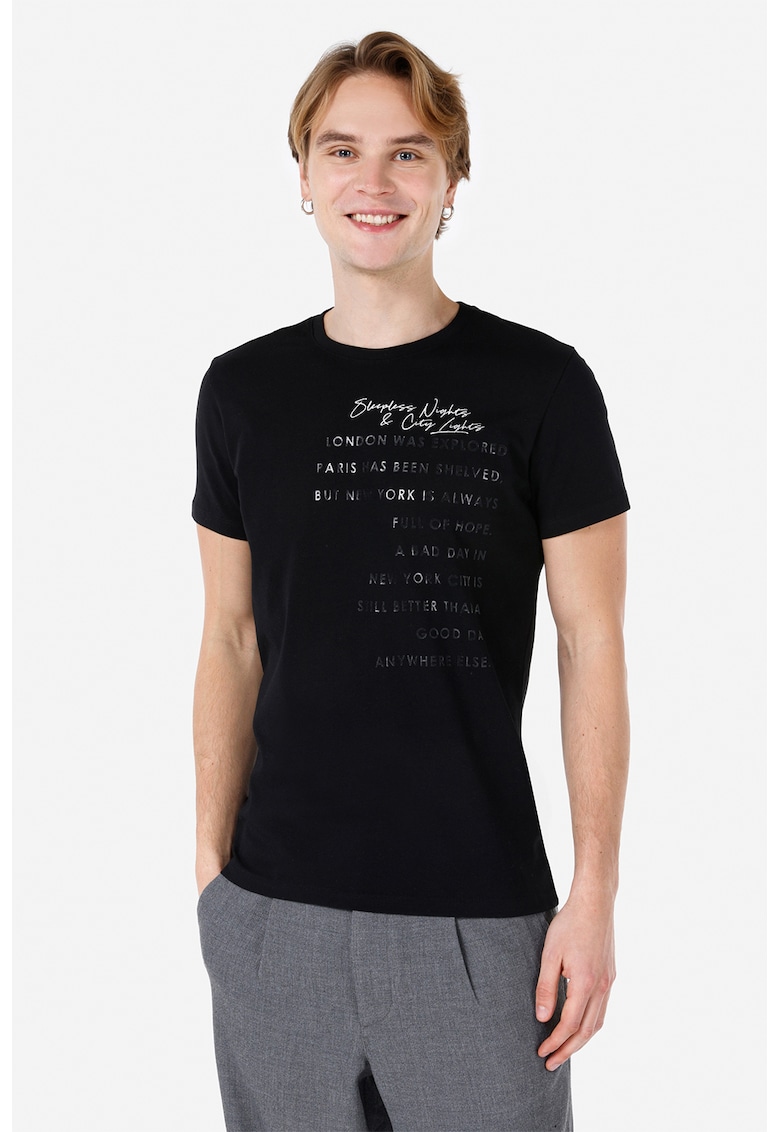 Tricou slim fit cu imprimeu text