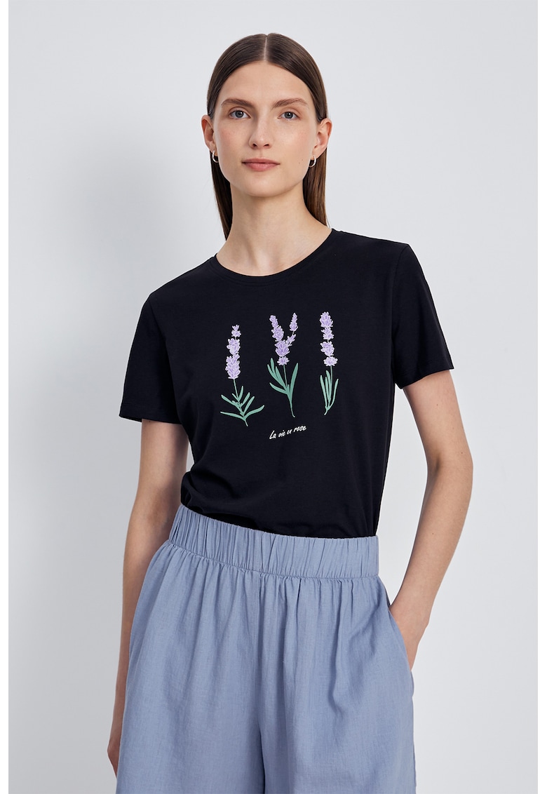 Tricou cu decolteu la baza gatului si imprimeu floral