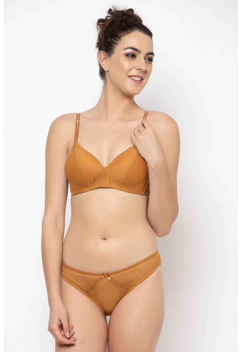 Set de chiloti si sutien din dantela