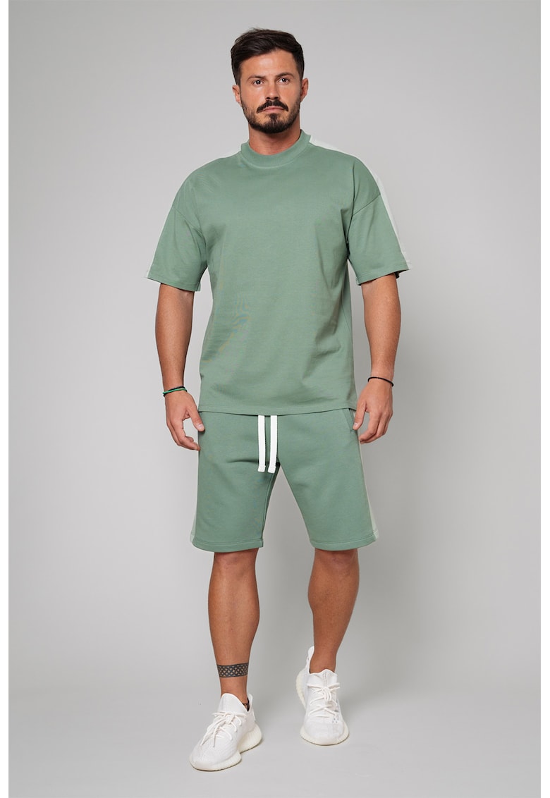 Set de tricou si pantaloni scurti cu garnituri contrastante - 2 piese - Verde sparanghel