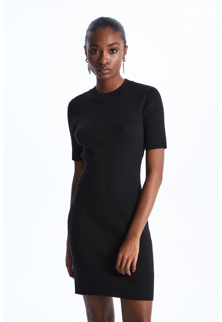 Rochie bodycon striata
