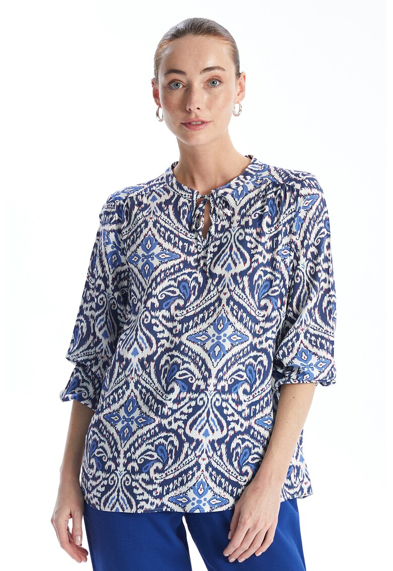 Bluza cu imprimeu si snur