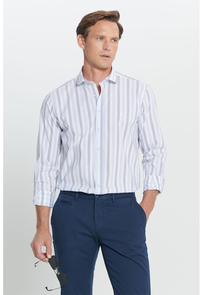 Camasa cu model in dungi