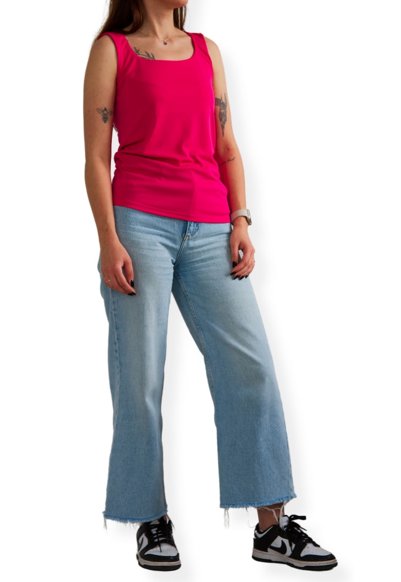 Maiou cu decolteu patrat Maiou cu decolteu patrat