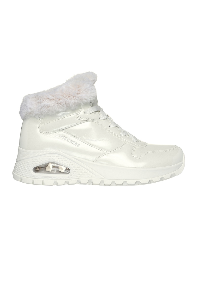 Ghete de piele ecologica lacuita cu garnitura de blana sintetica