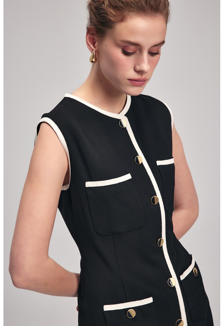 Rochie-vesta cu croiala dreapta si garnituri contrastante