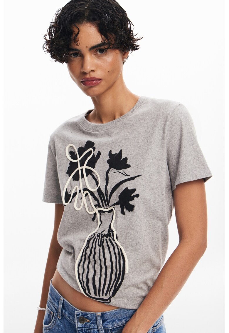 Tricou cu imprimeu grafic