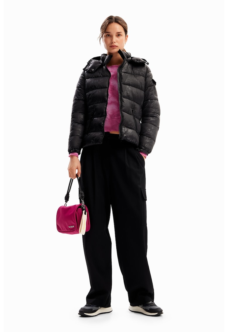 Jacheta cu fermoar si gluga