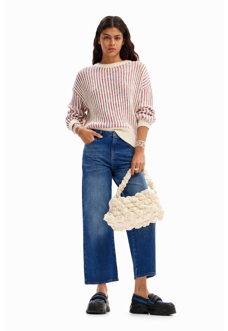 Pulover tricotat in dungi