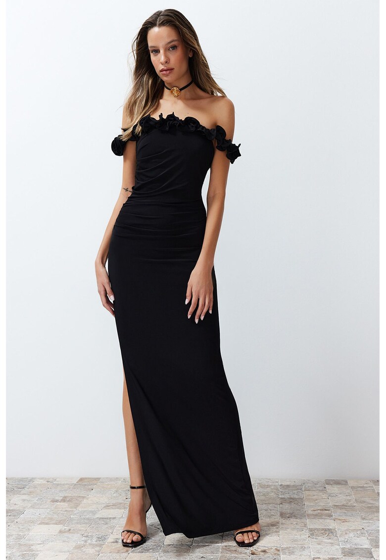 Rochie maxi cu croiala creion si decolteu pe umeri