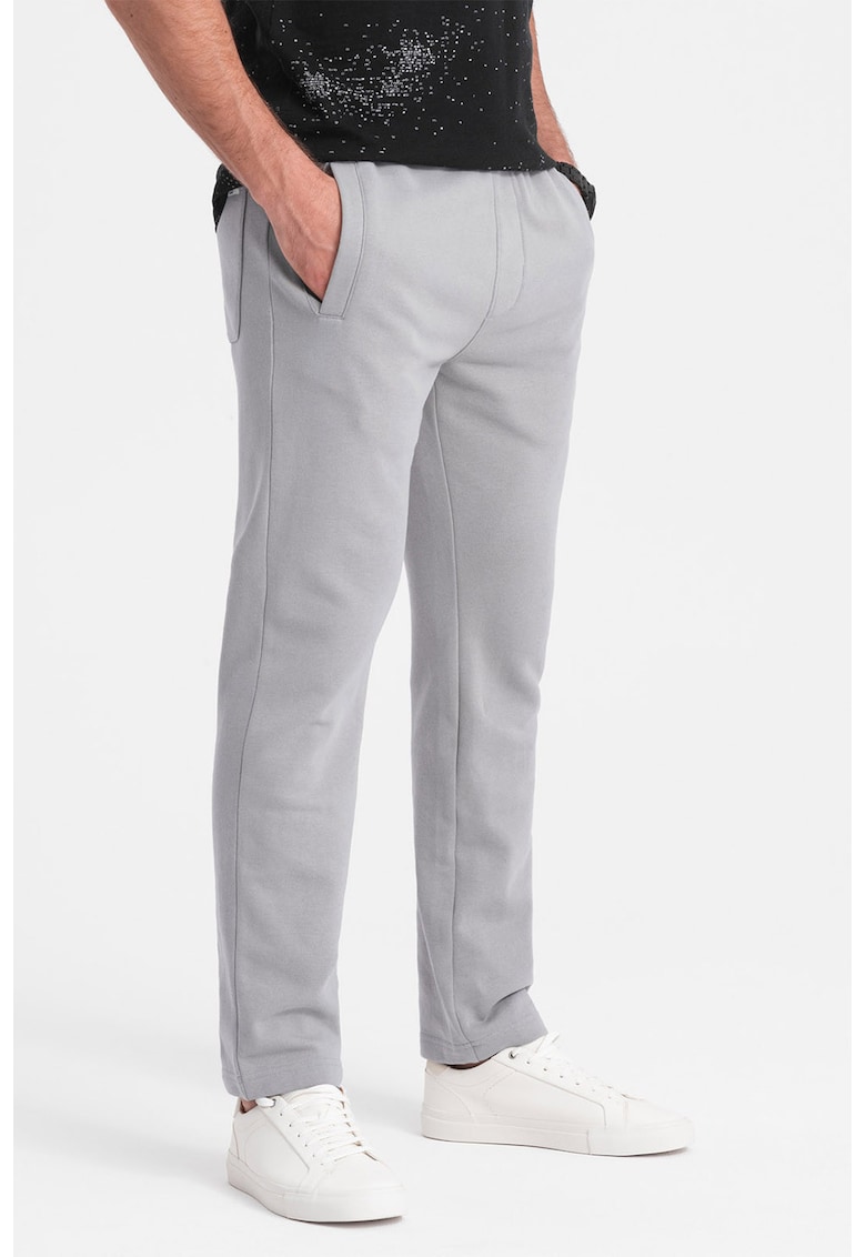 Pantaloni de trening slim fit cu buzunare laterale - Gri cenusiu
