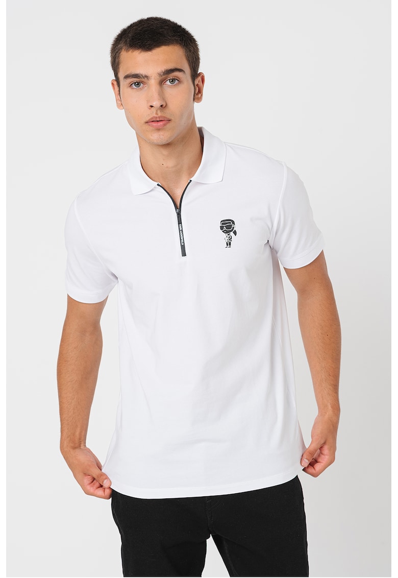 Tricou polo cu logo discret