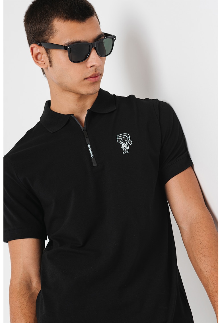 Tricou polo cu logo discret