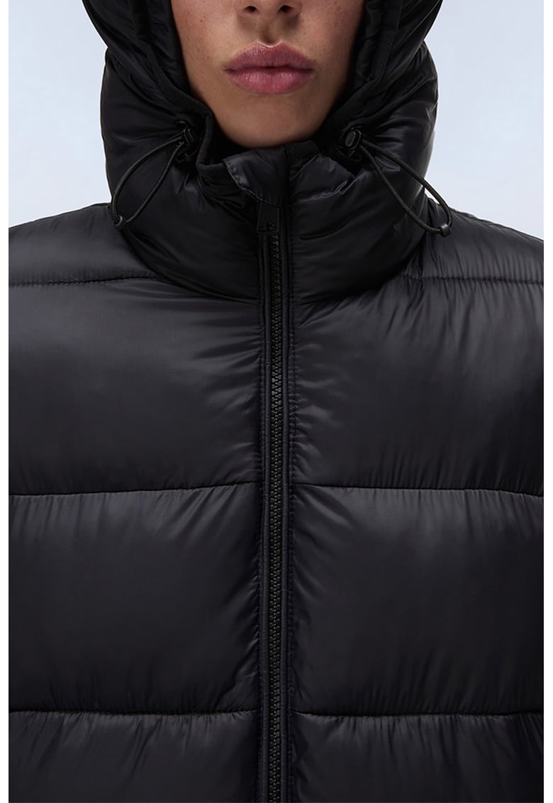 Geaca lunga cu vatelina si gluga