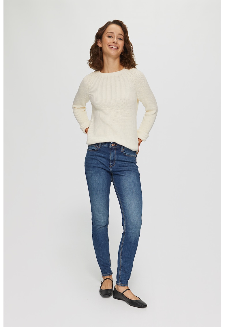 Pulover cu maneci raglan