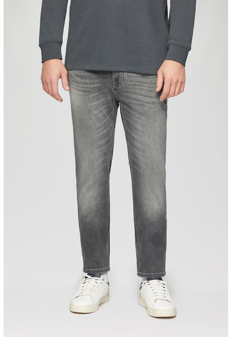 Blugi conici cu aspect decolorat